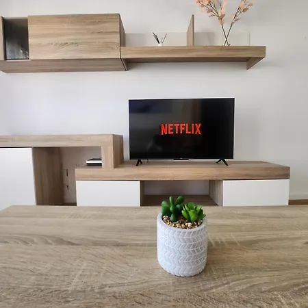 Neyluc * 罗萨里奥港