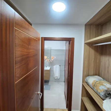 Neyluc 罗萨里奥港